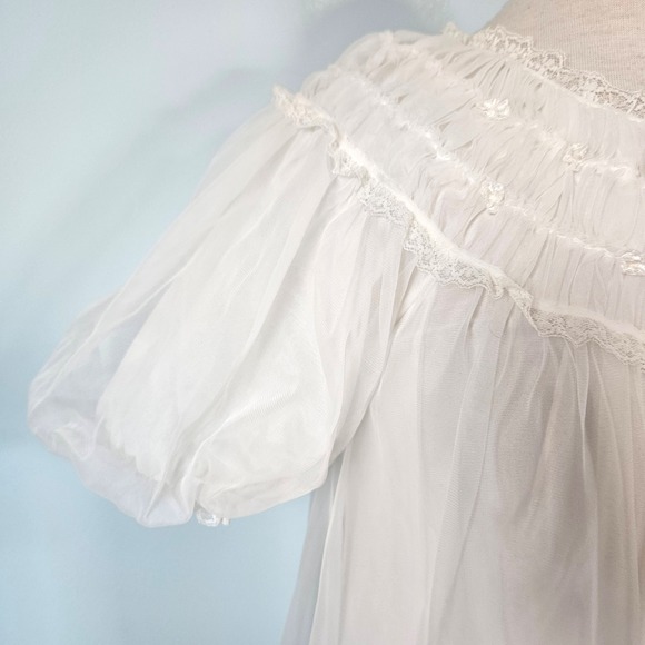Vintage Gotham Gold Stripe White Nylon Sheer Lace Peignoir S Puff Sleeve Bridal - Picture 4 of 7